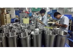沖壓機(jī)械手在電熱水壺自動(dòng)化生產(chǎn)線上的運(yùn)用_水壺沖壓自動(dòng)化-中山市小欖鎮(zhèn)本合機(jī)械經(jīng)營部（盛得）